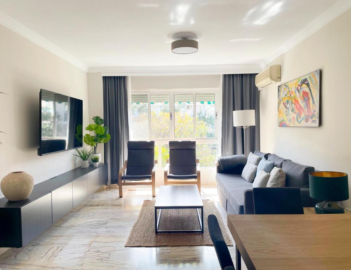 Leilighet Holidays2malaga Tomas De Echeverria 150 Mts To Beach & High Speed Wifi & Parking