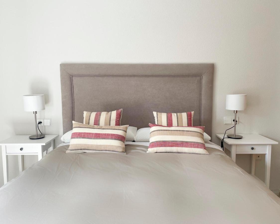 Holidays2malaga Tomas De Echeverria 150 Mts To Beach & High Speed Wifi & Parking Lejlighed *